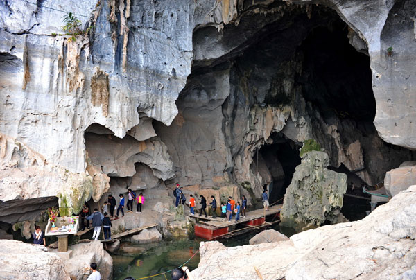 du-lich-hoa-binh-tour-du-lich-mien-bac-gia-re